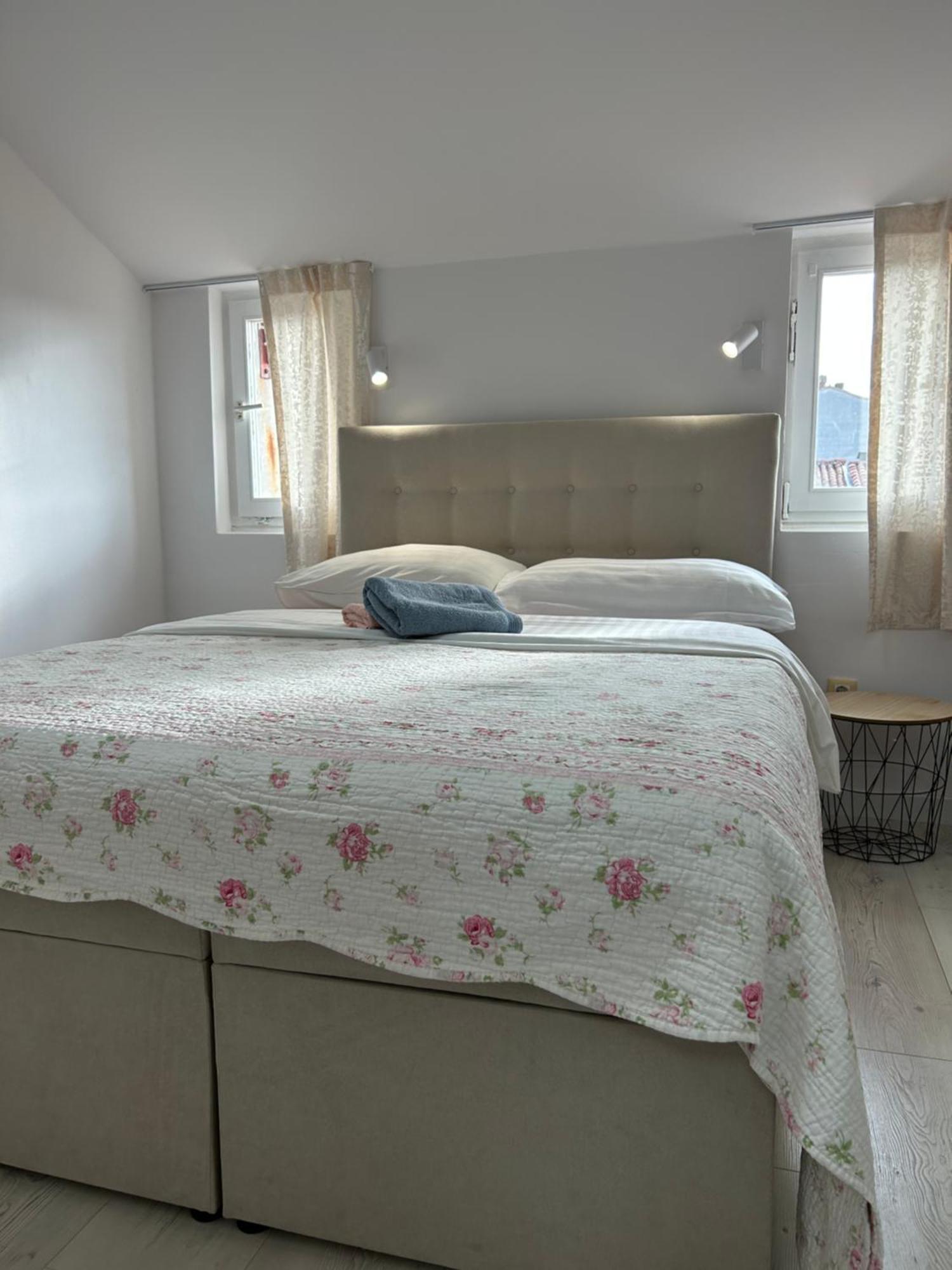 Apartments Oliva Porec Exterior photo