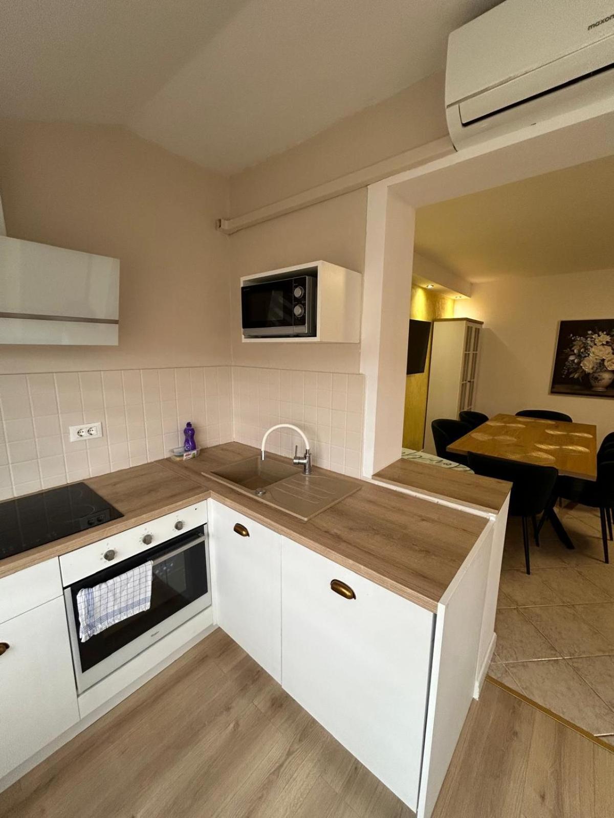 Apartments Oliva Porec Exterior photo